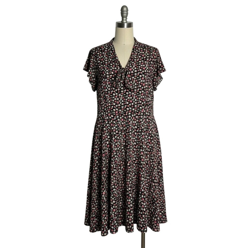 Y2K Shein Curve Womens 3XL Floral Midi Dress Black Pink V-Neck Tie Ruffle Sleeve